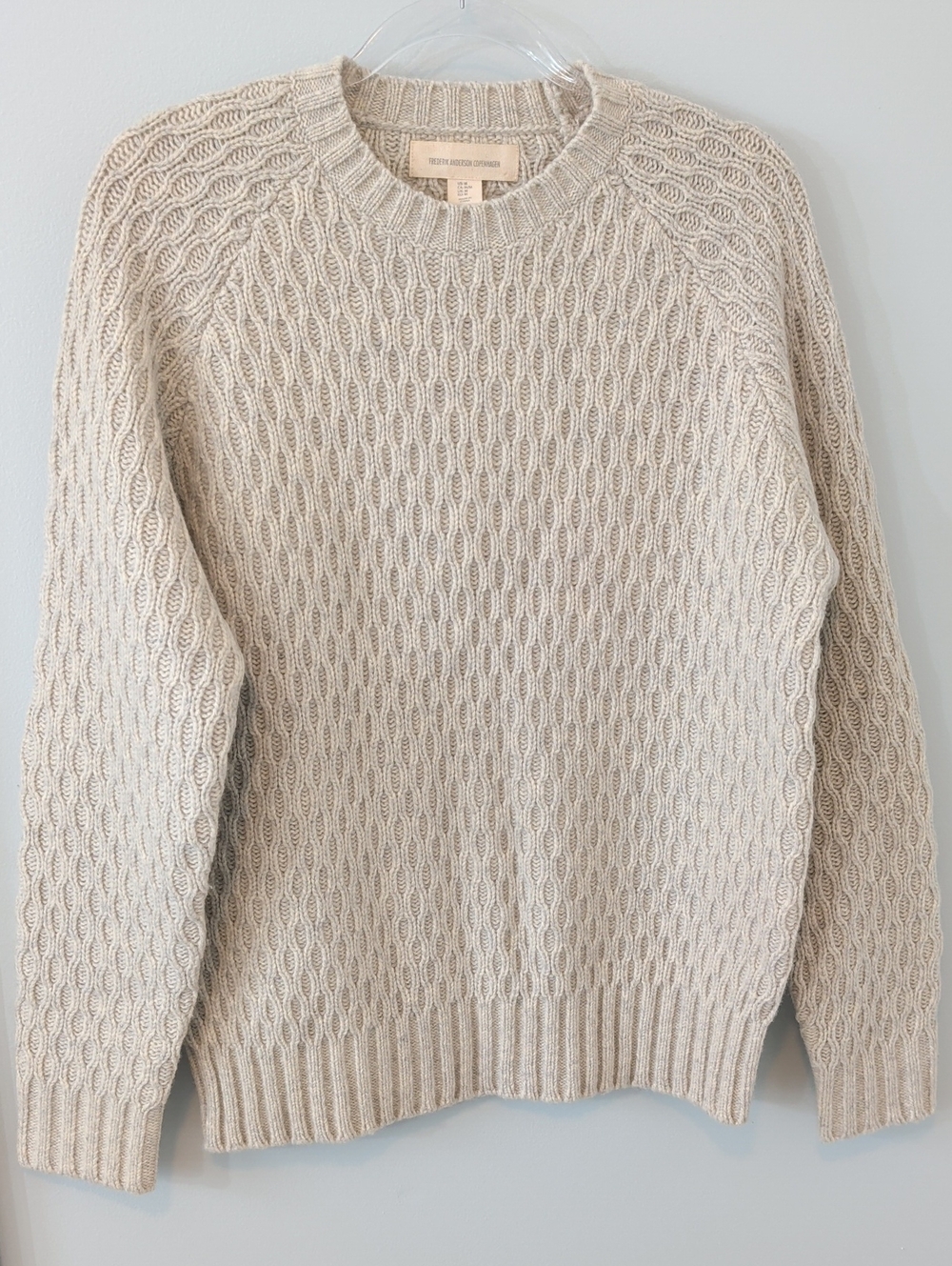 Heavy Wool Textured Crewneck Academia Ivy League Sweater in Oatmeal M - Picture 2 of 10